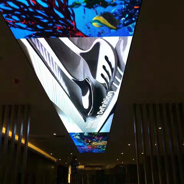 P5室內高清LED天幕屏